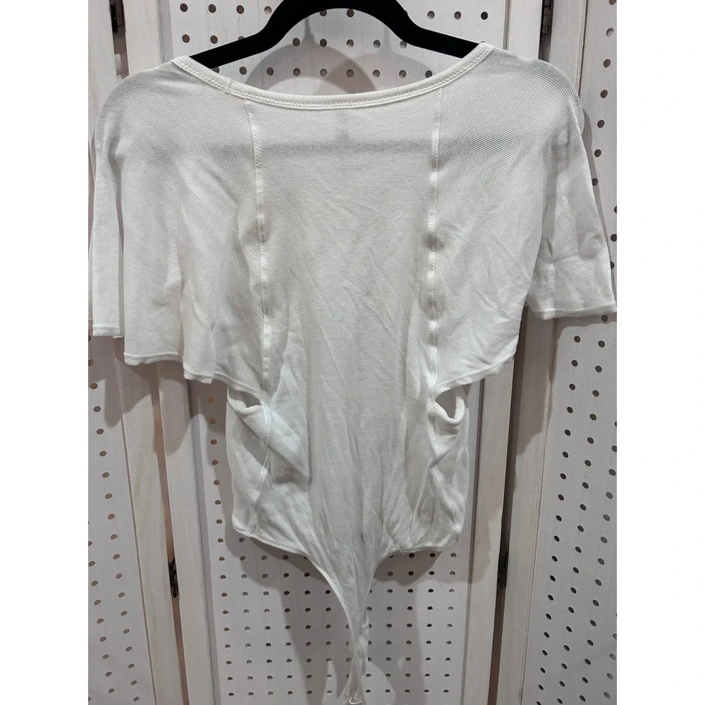 Free People White Ribbed Knit Short Sleeve Bodysuit Snap Closure Cutout Sides - Picture 8 of 8